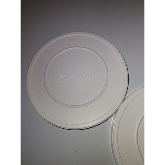 The Pampered Chef Manual Food Processor Replacement Lids Set of 2 - Picture 3 of 5
